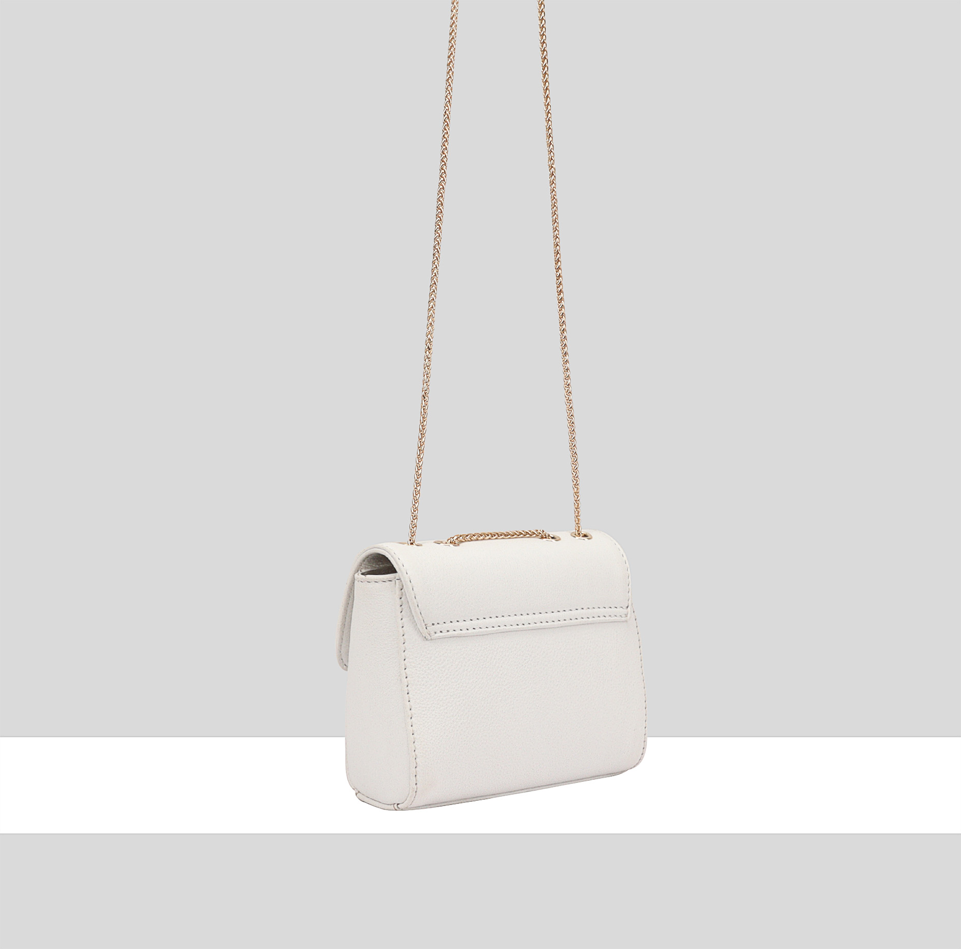 PC5123BXX-OFF-WHITE-90-BACK