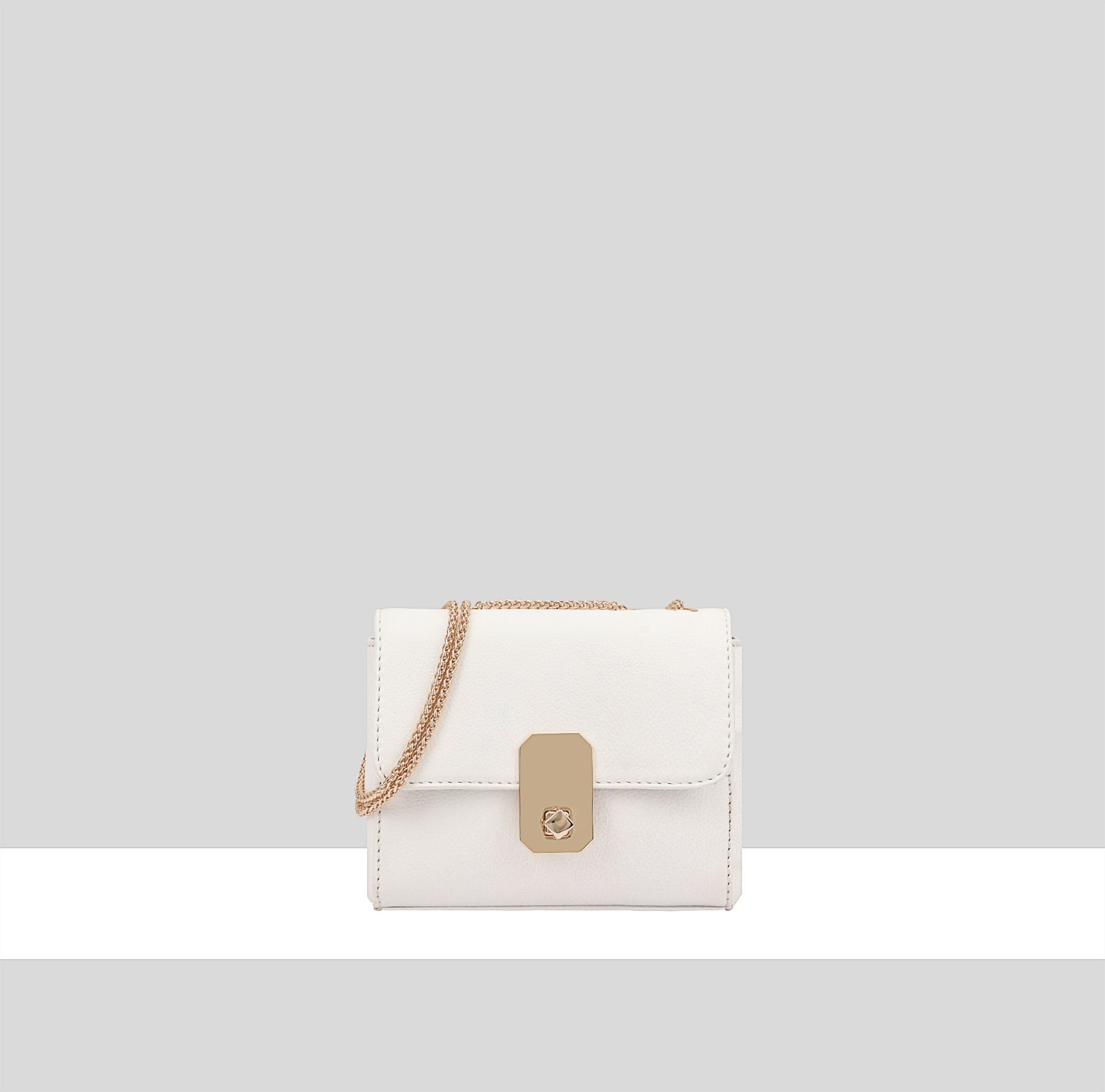 PC5123BXX-OFF-WHITE-90-FRONT