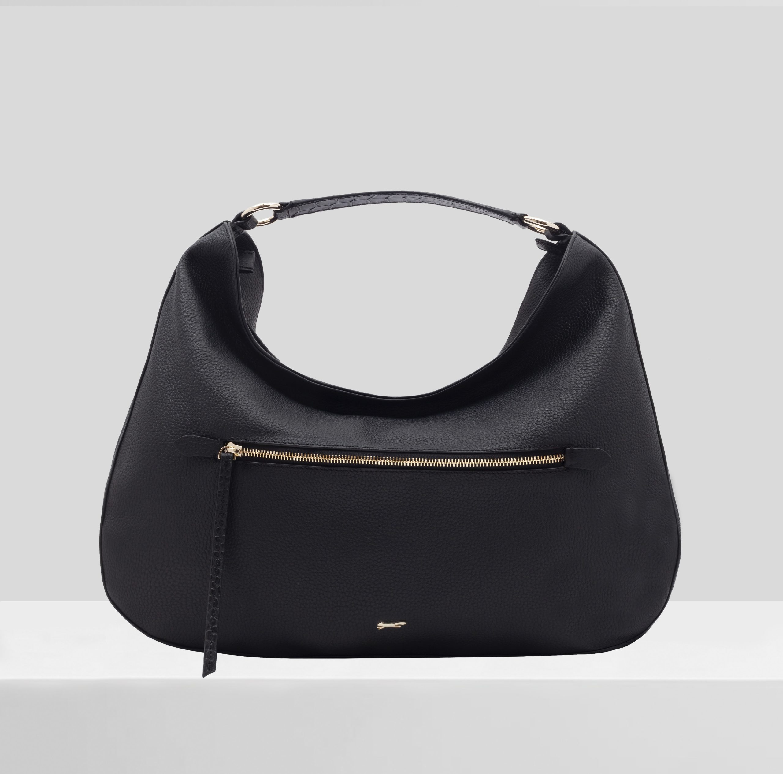 PC7732X-ANDROMEDA-BLACK-FRONT