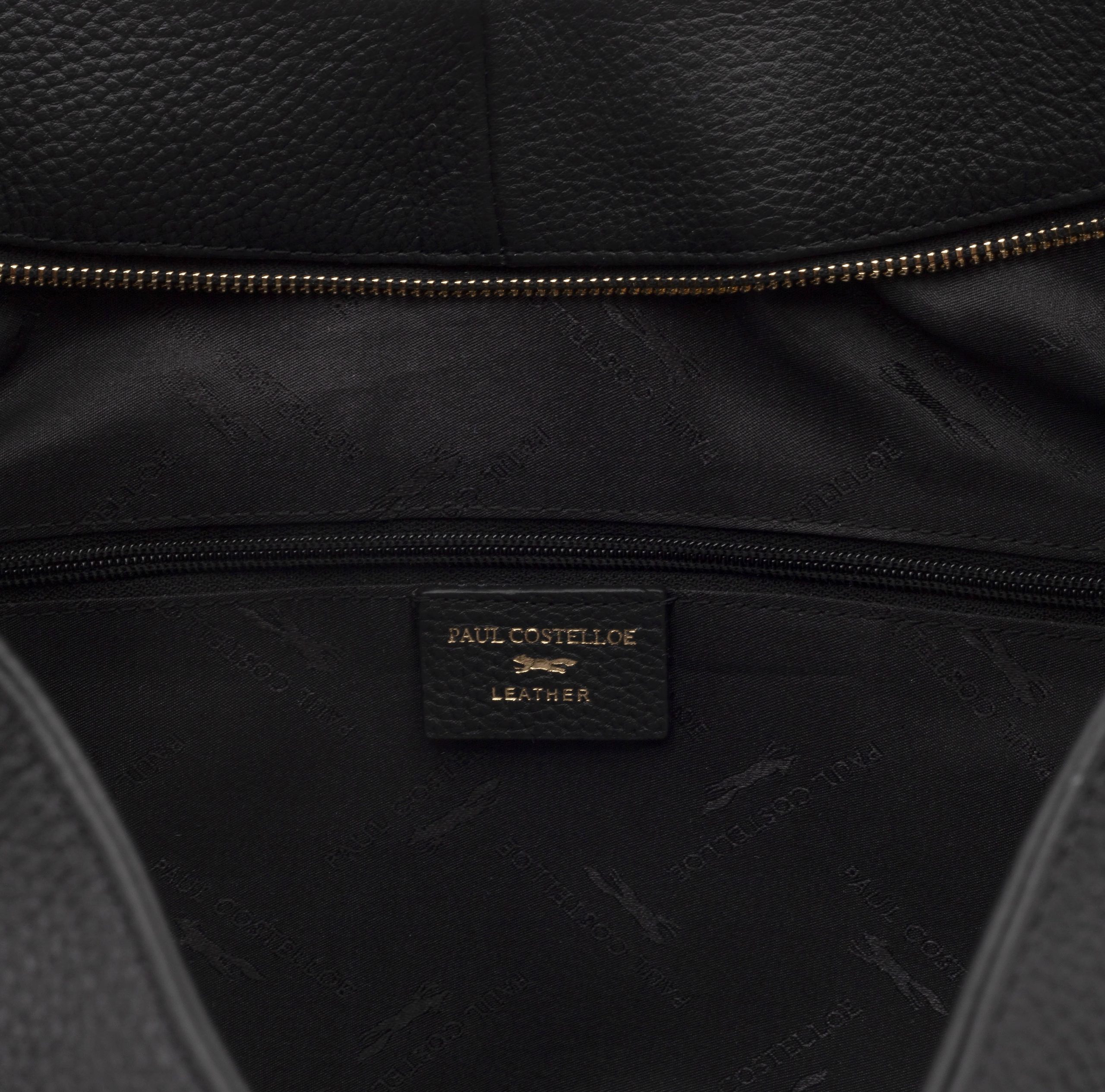 PC7732X-ANDROMEDA-BLACK-INSIDE-1