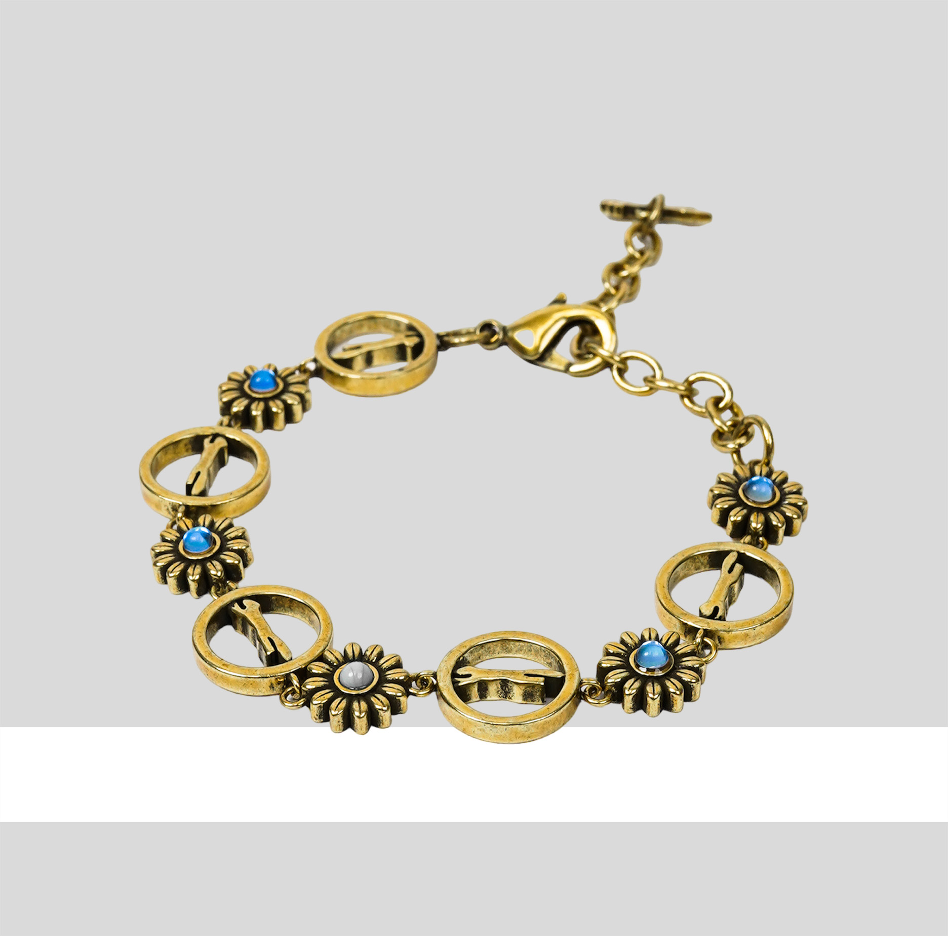 Front-Back-View-1872x1850-copy-9