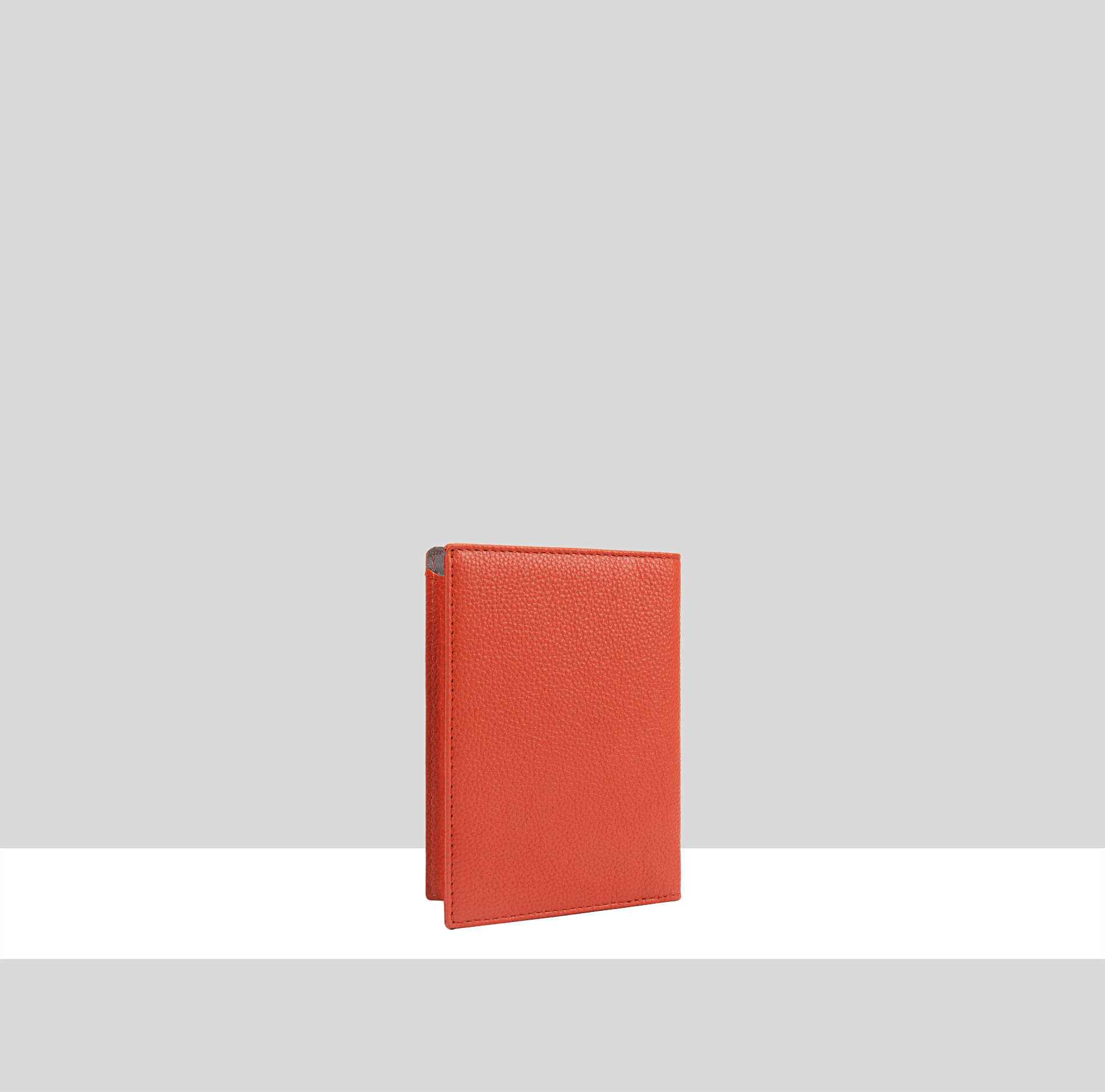 PCW5837X-AEREO-ORANGE-79X-BACK