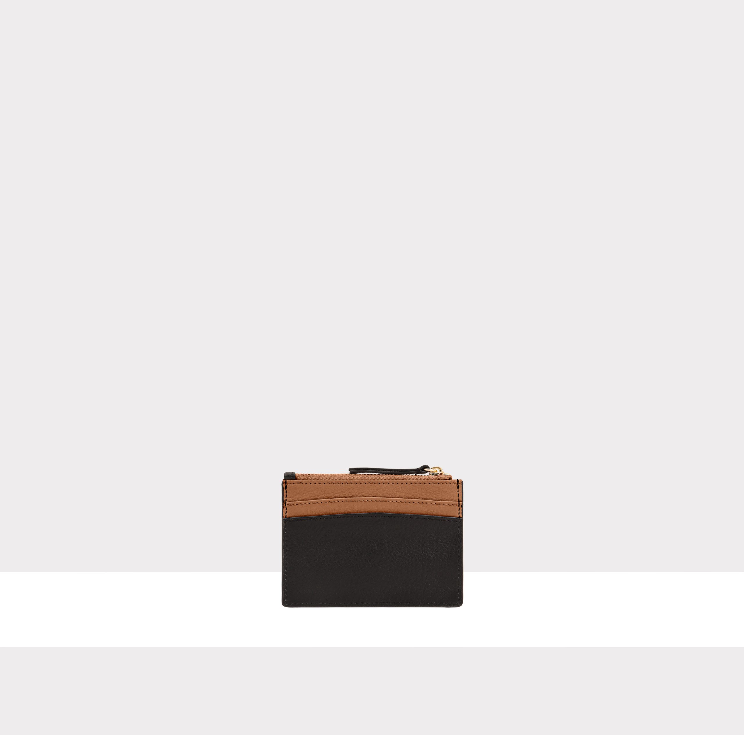 PCW6740-TAN-03-BACK-1