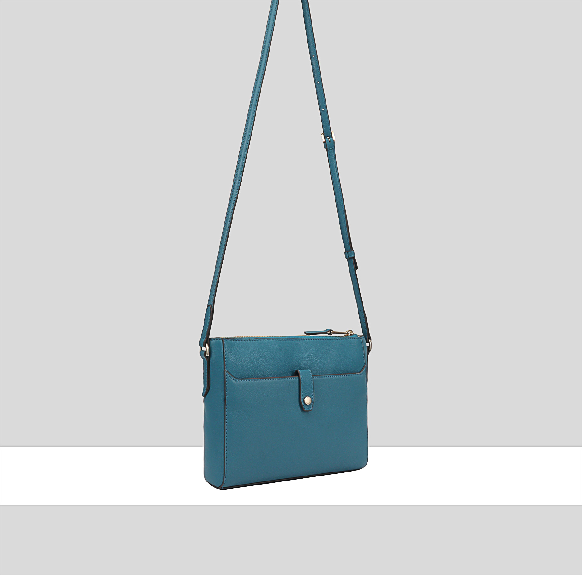 PC8858X-CARONI-BLUE-4FE-BACK