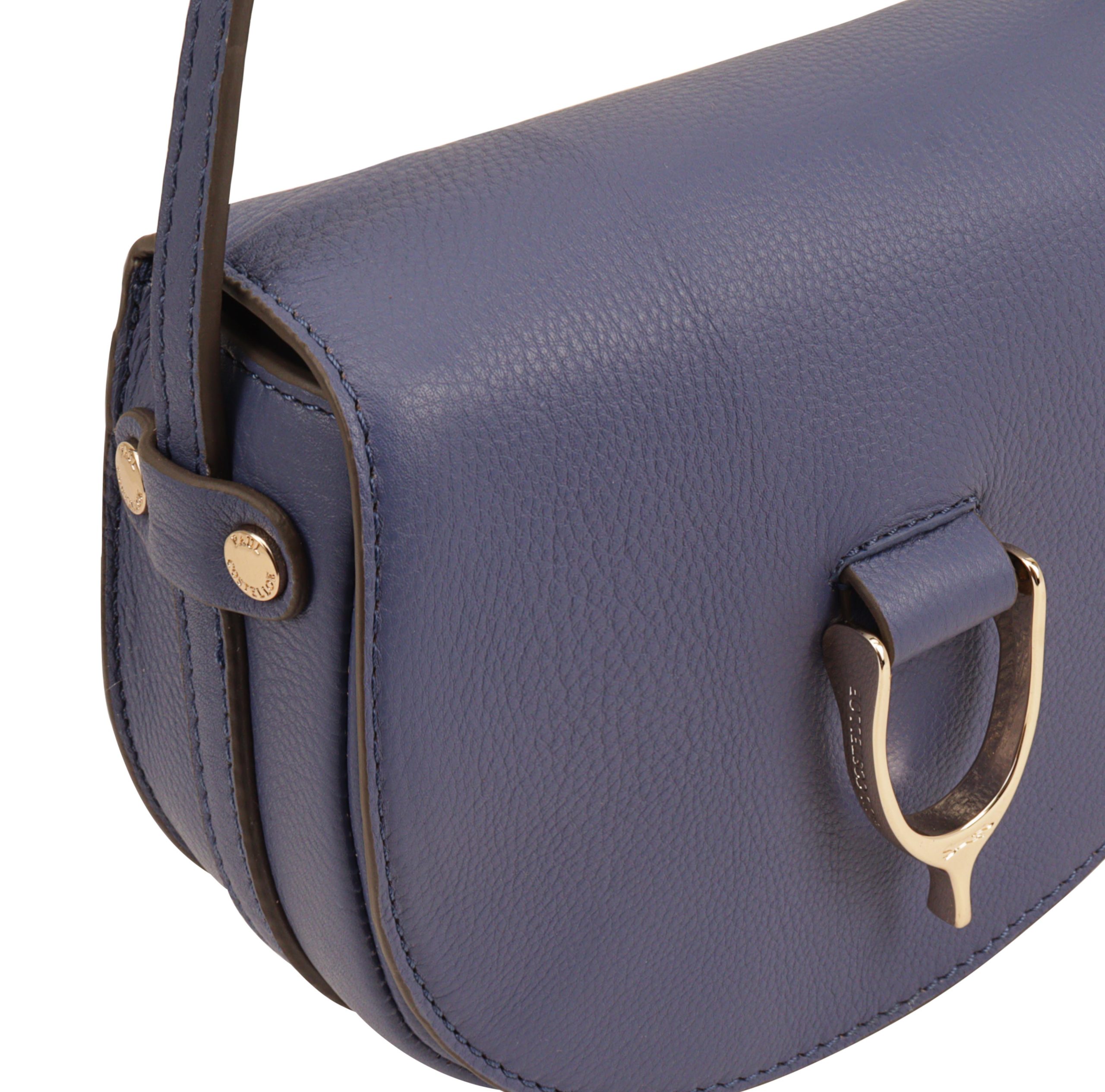 PC6272-WISHBONE-BLUE-47W-CLOSE-1