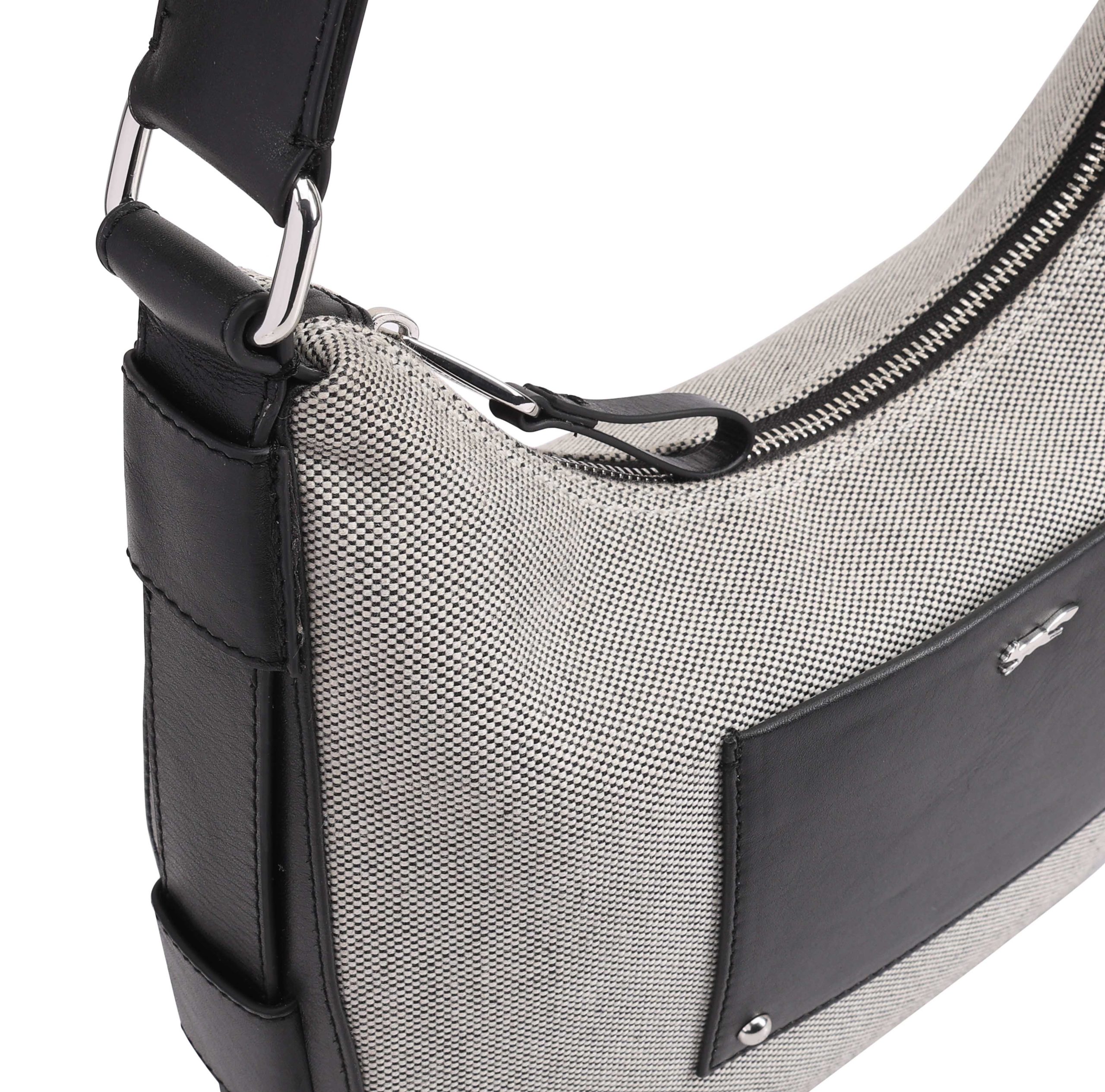 PC10004-BLACK_NATURAL-CLOSE-1