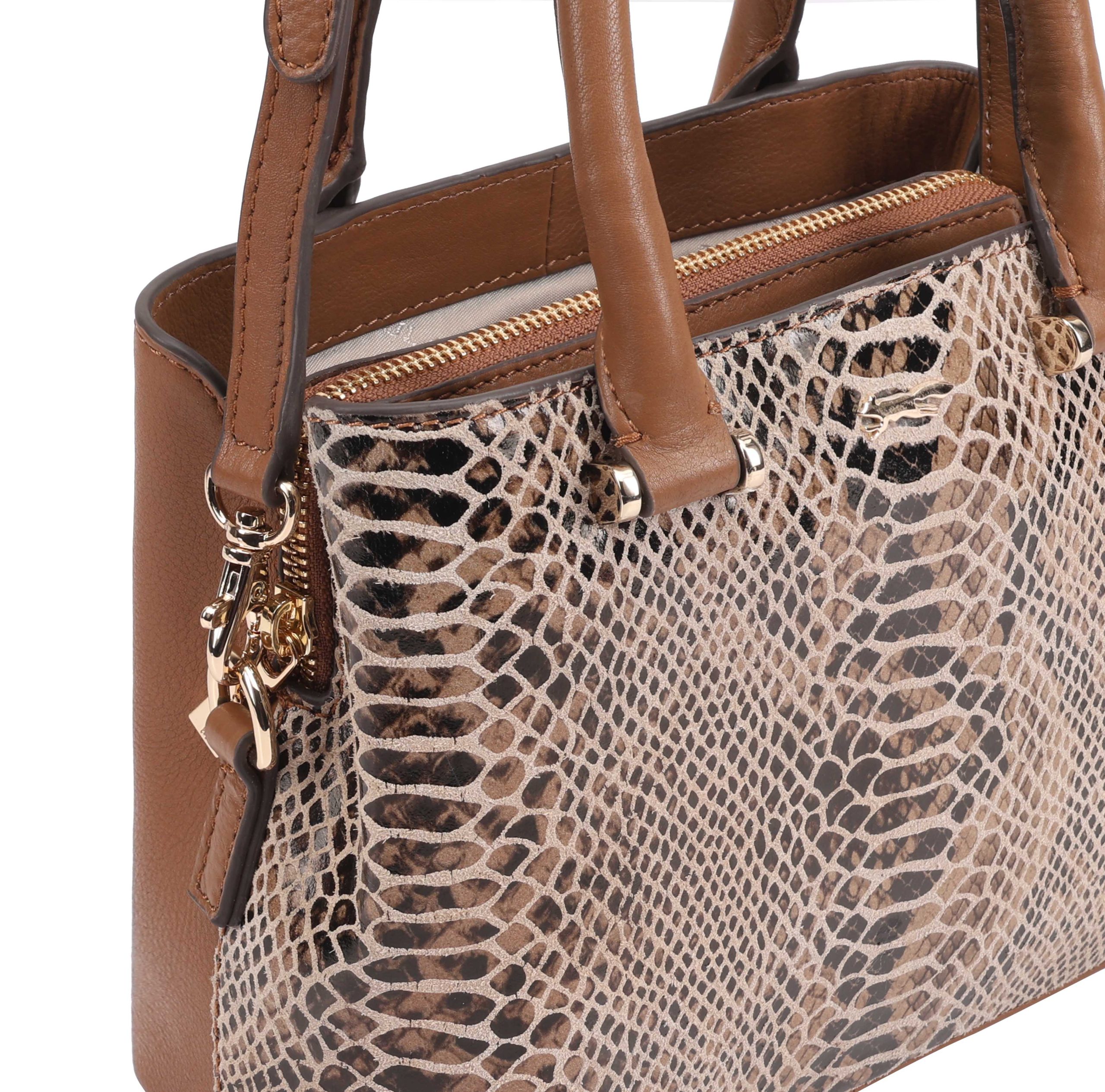 PC7687BZ-PINKA-CHIPMUNK-FOIL-PYTHON-ART-377-CLOSE