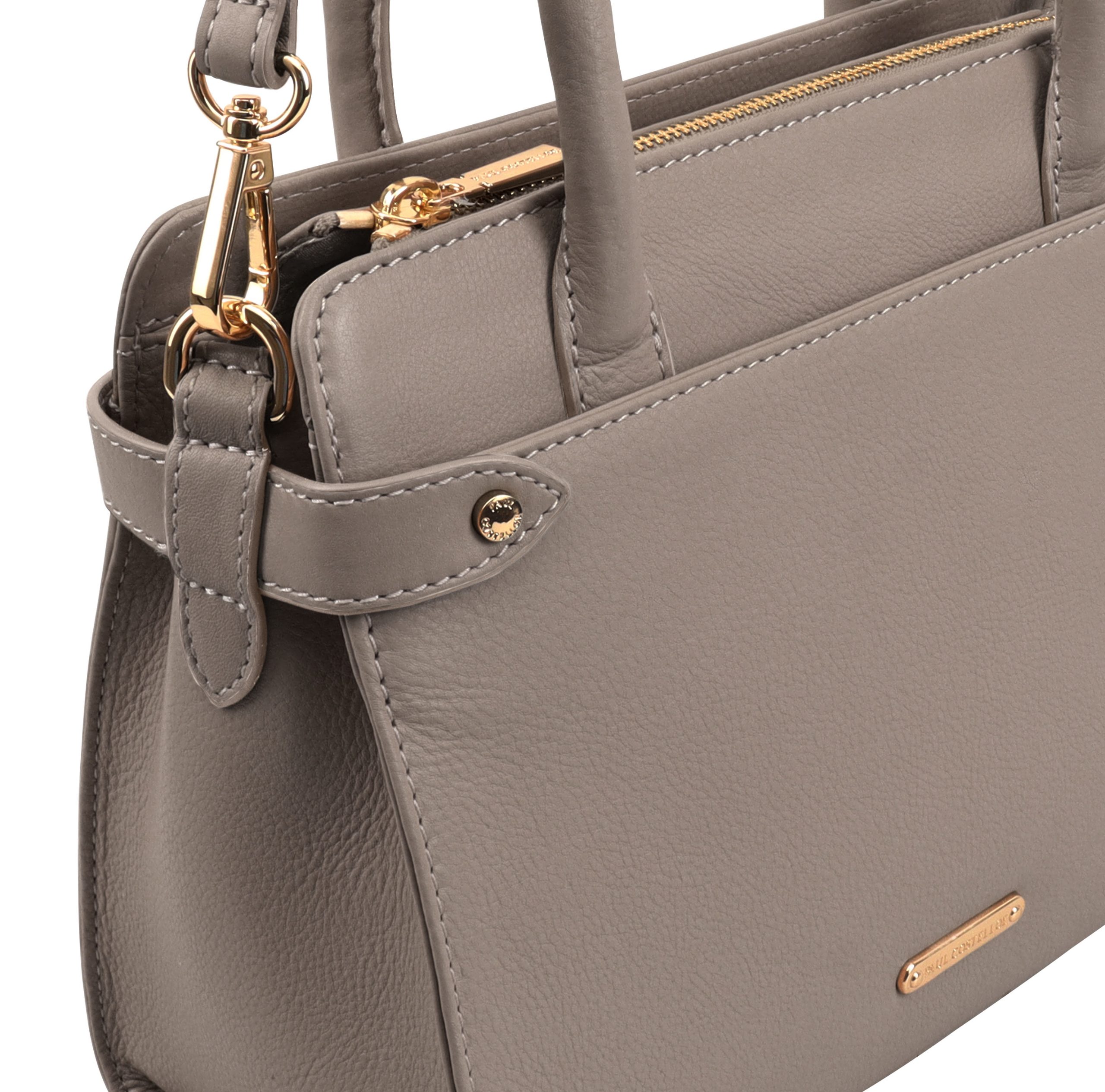 PC9476-TRISHULI-BROWN-1XE-CLOSE